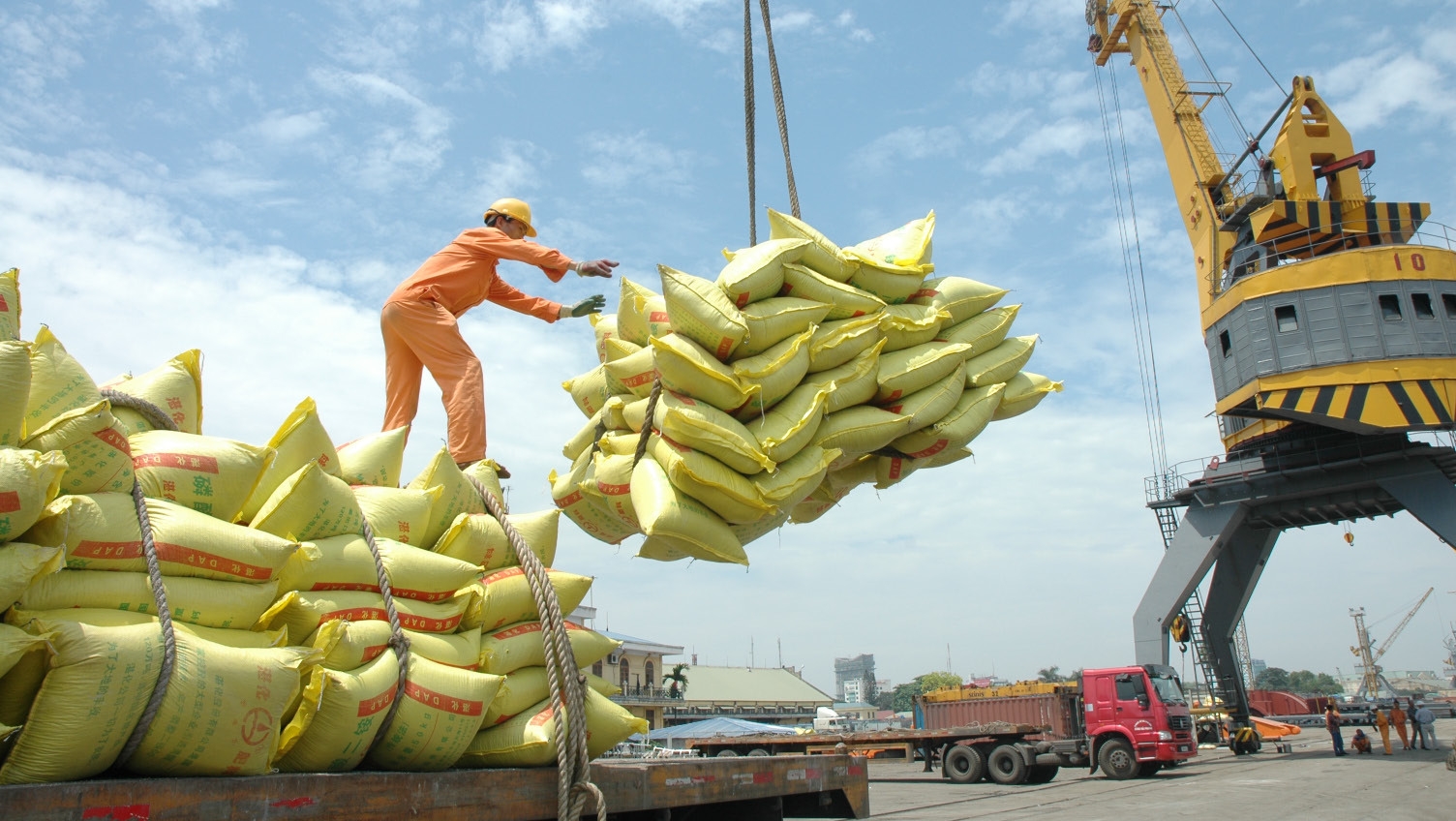 Nhà nước ban hành biểu thuế xuất nhập khẩu ưu đãi cho các nước CPTPP